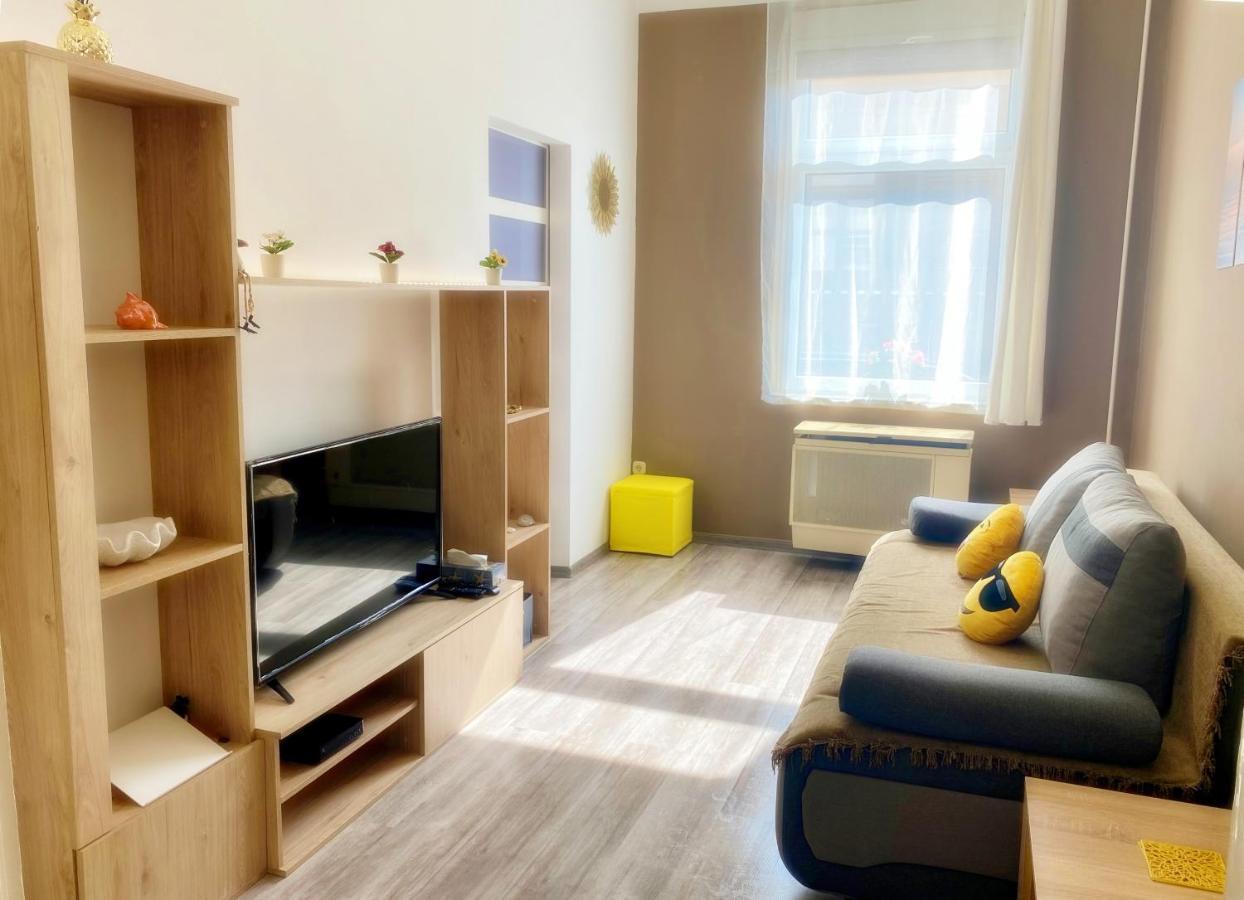 Pihi-Lak Apartman Siofok Exterior photo